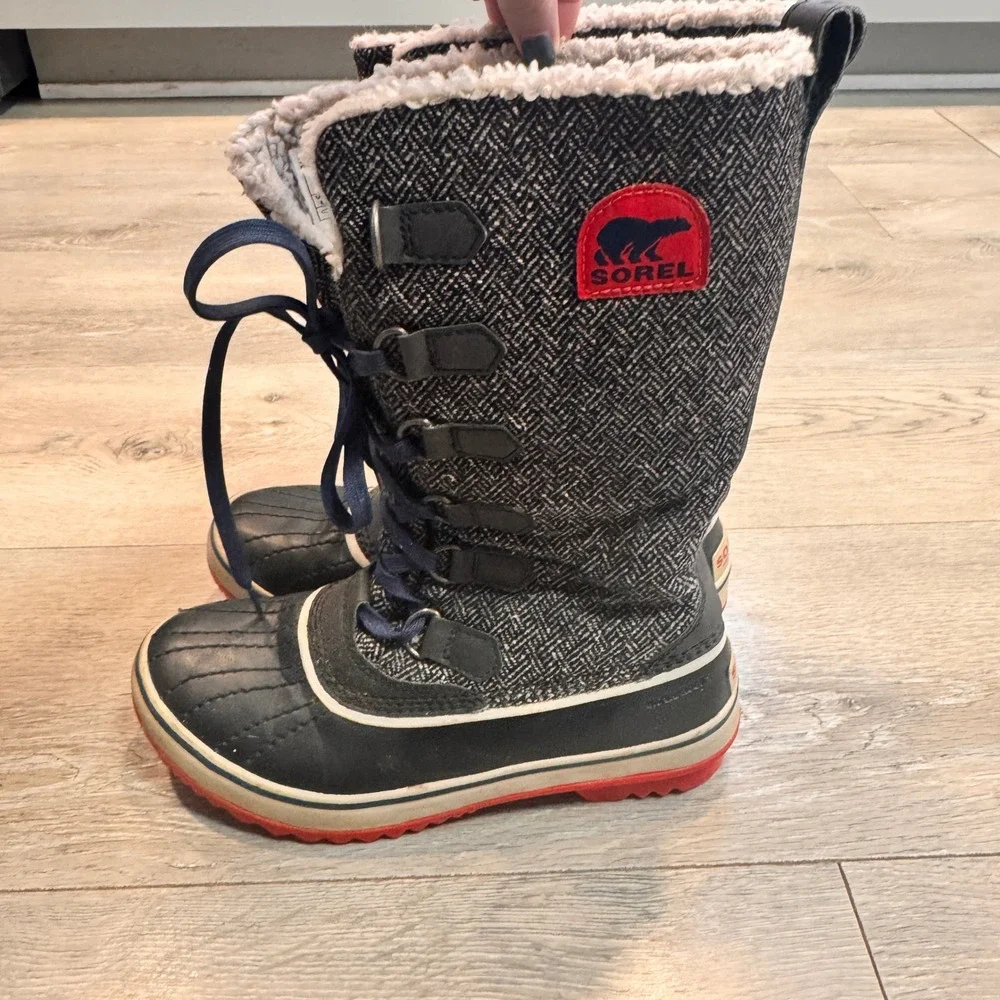 Sorel Tivoli High Nocturnal Winter Snow Boots Waterproof Lined Warm Size 6.5‎